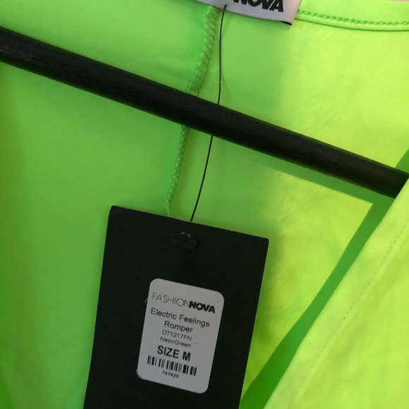 Romper - Picture 3 of 4